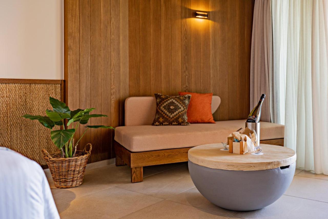 Minos Ambassador Suites & Spa - Adults Only 罗希姆诺 外观 照片