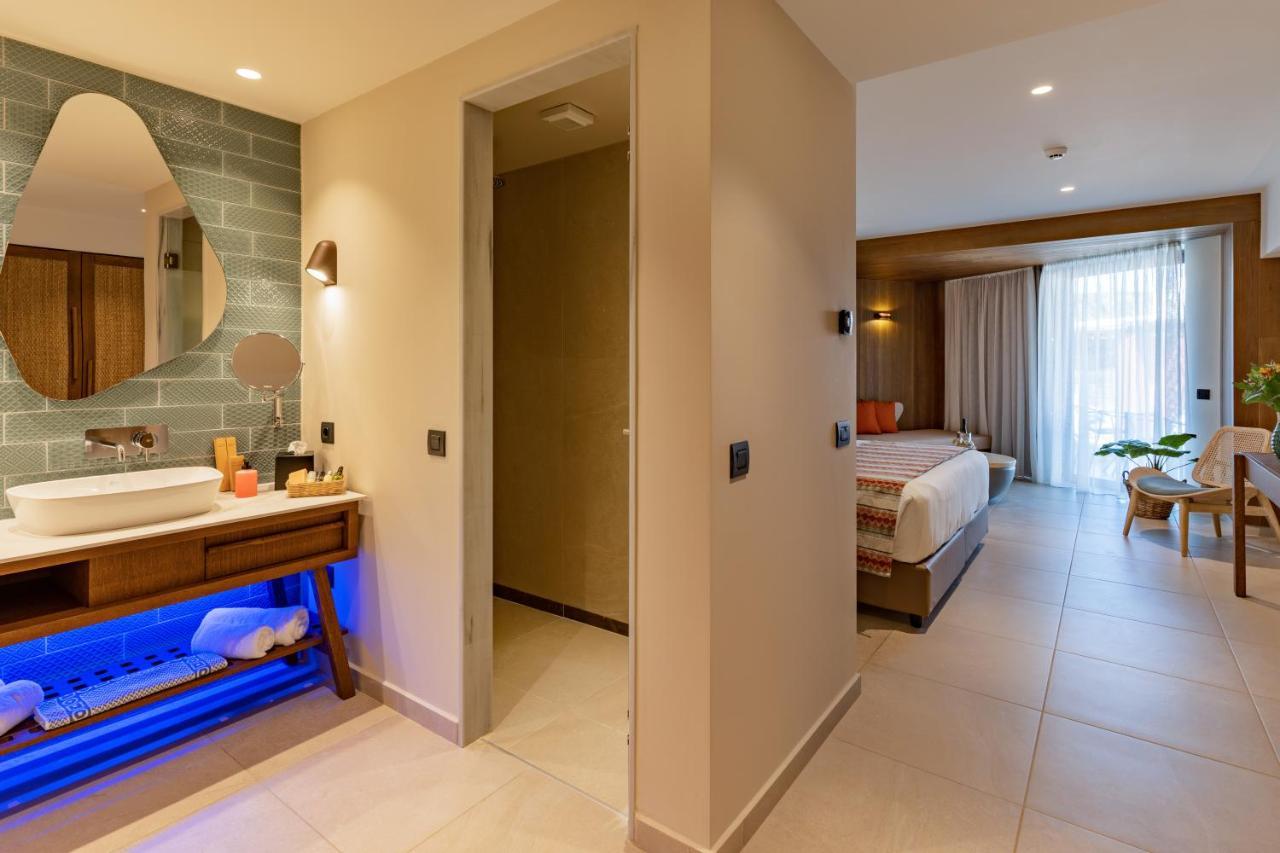 Minos Ambassador Suites & Spa - Adults Only 罗希姆诺 外观 照片