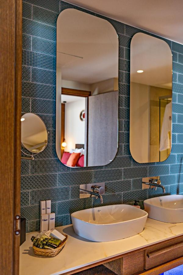 Minos Ambassador Suites & Spa - Adults Only 罗希姆诺 外观 照片