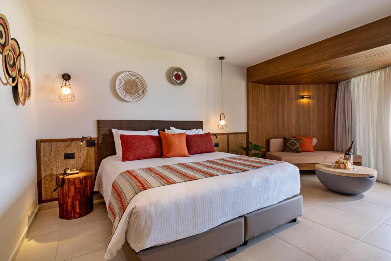 Minos Ambassador Suites & Spa - Adults Only 罗希姆诺 外观 照片